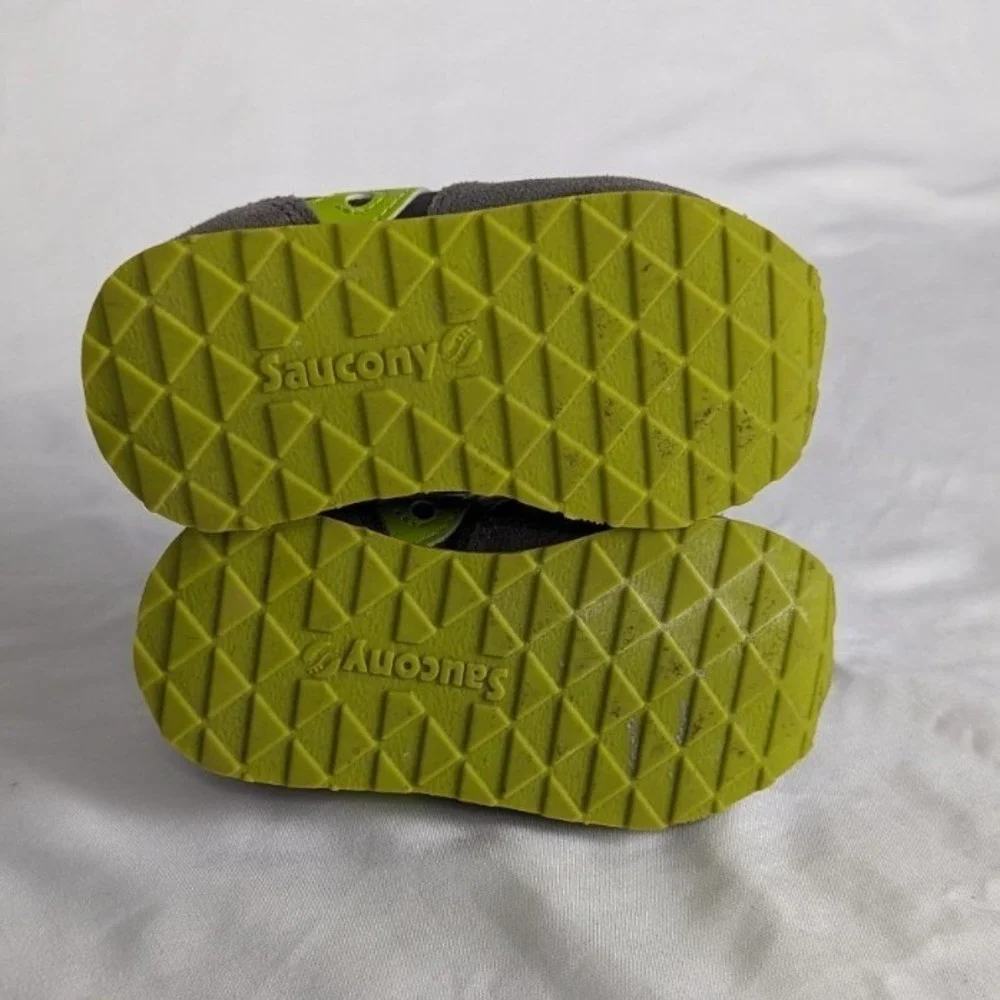 Saucony Baby Sneakers Size 5‎ Grey and Green Hook and Loop
